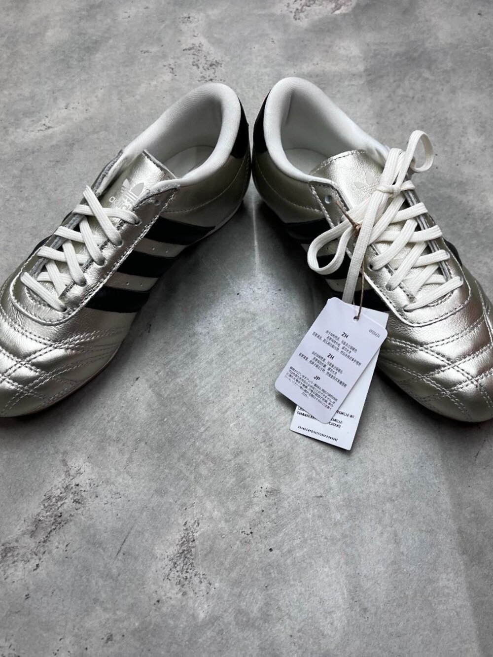 Adidas Taekwondo Lace Wmn's Size 6 Silver JP8132 - New with Defects - Picture 5 of 8
